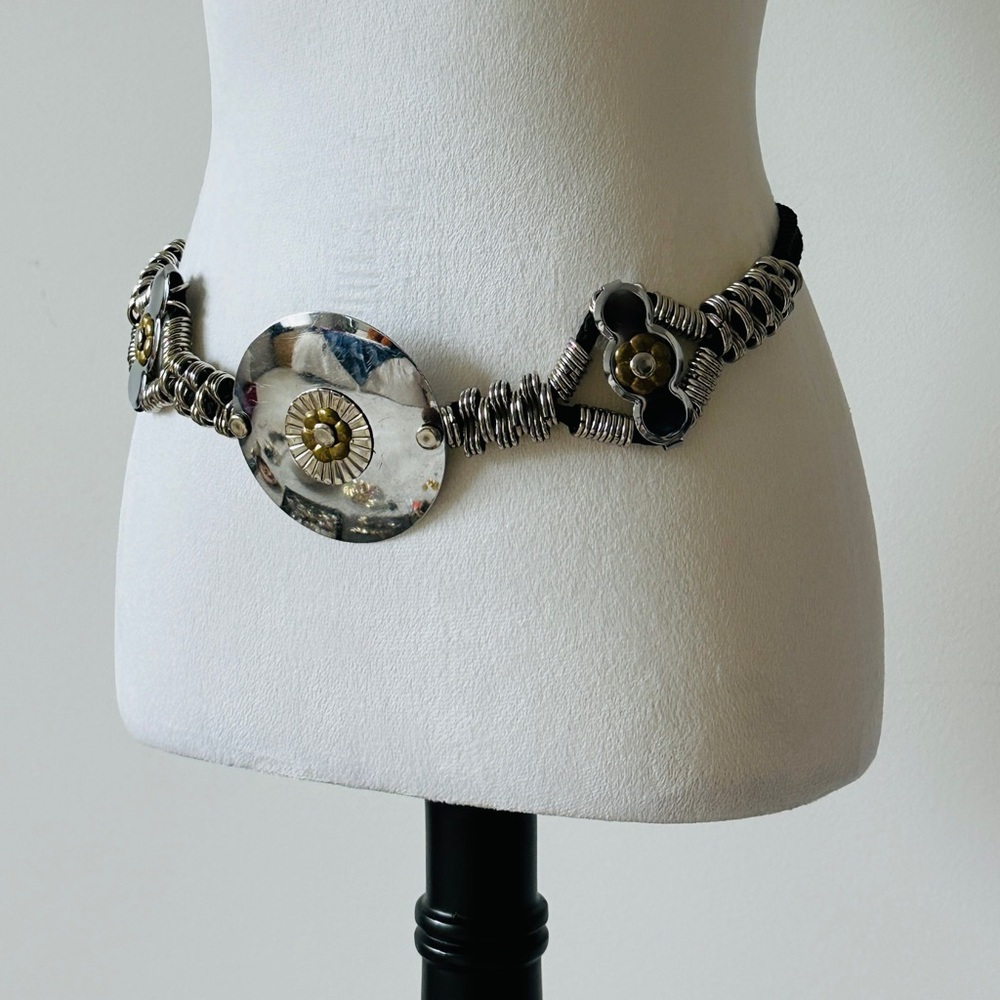 Vintage Statement Metal Medallion Belt | Sculptural Mixed Metal Waist Belt - Picture 8 of 9